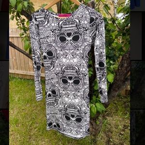 Boohoo Skull Print Stretch Jersey Dress